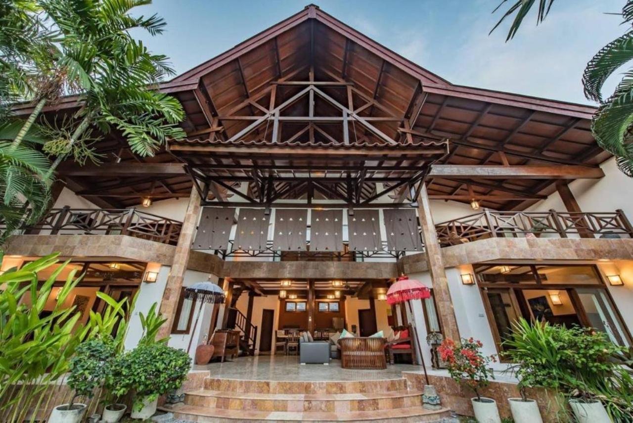 New Daria Villas Seminyak Dış mekan fotoğraf