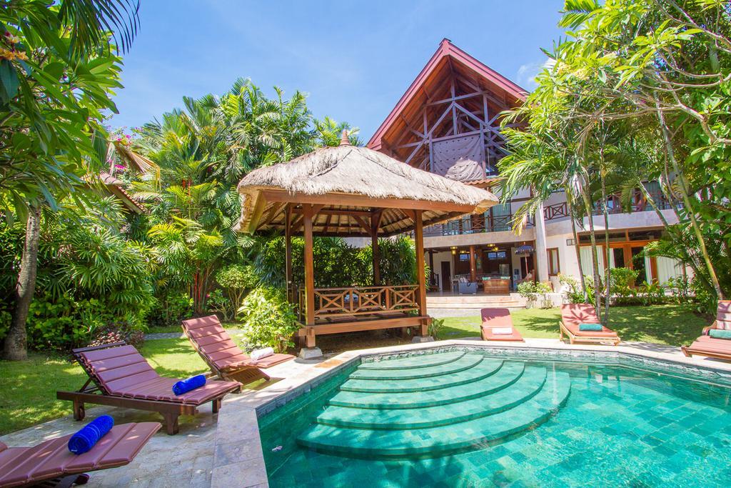 New Daria Villas Seminyak Dış mekan fotoğraf